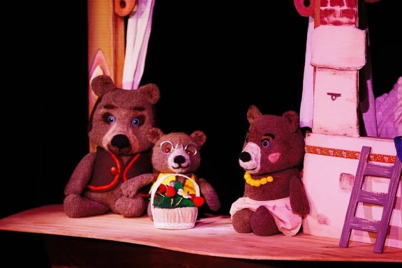 &Scy;&pcy;&iecy;&kcy;&tcy;&acy;&kcy;&lcy;&softcy; &laquo;&Tcy;&rcy;&icy; &mcy;&iecy;&dcy;&vcy;&iecy;&dcy;&yacy;&raquo;