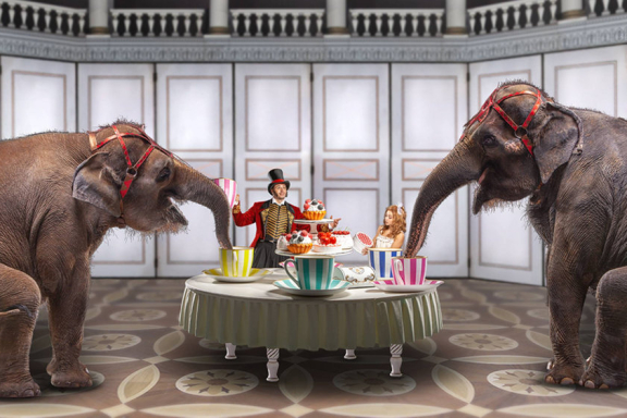 Девочка и слон