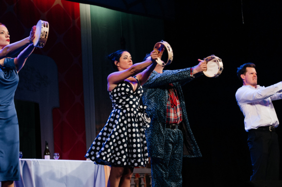 Спектакль «Жениться нельзя расстаться»