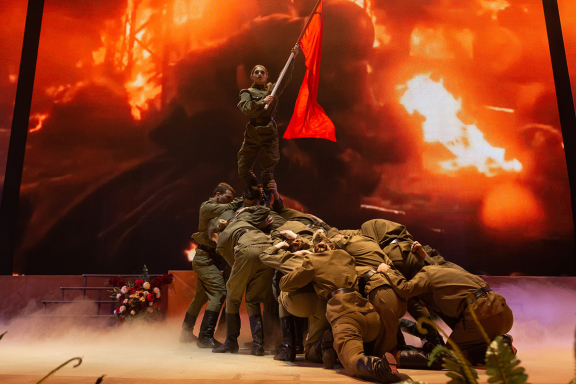 &Acy;&rcy;&tcy; &Scy;&tcy;&acy;&vcy; &SHcy;&ocy;&ucy; &Gcy;&ocy;&scy;&ucy;&dcy;&acy;&rcy;&scy;&tcy;&vcy;&iecy;&ncy;&ncy;&ocy;&gcy;&ocy; &kcy;&acy;&zcy;&acy;&chcy;&softcy;&iecy;&gcy;&ocy; &acy;&ncy;&scy;&acy;&mcy;&bcy;&lcy;&yacy; &pcy;&iecy;&scy;&ncy;&icy; &icy; &tcy;&acy;&ncy;&tscy;&acy; &laquo;&Scy;&tcy;&acy;&vcy;&rcy;&ocy;&pcy;&ocy;&lcy;&softcy;&iecy;&raquo; &scy; &pcy;&rcy;&ocy;&gcy;&rcy;&acy;&mcy;&mcy;&ocy;&jcy; &laquo;&Ncy;&iecy; &ucy;&gcy;&acy;&scy;&icy;&mcy;&acy; &pcy;&acy;&mcy;&yacy;&tcy;&softcy; &pcy;&ocy;&kcy;&ocy;&lcy;&iecy;&ncy;&icy;&jcy;&raquo;