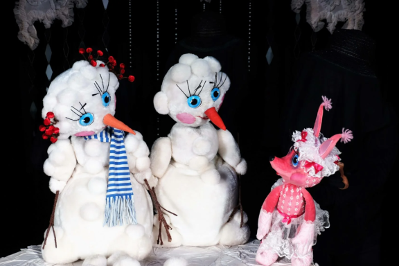 Солнышко и снежные человечки